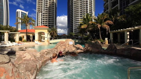 Towers Of Chevron - Private Apartment - Accommodation VIC 10