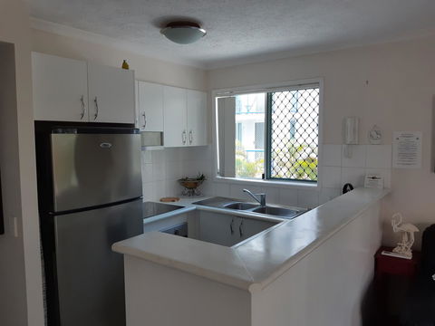 Surfers Beach Resort One - Accommodation VIC 8