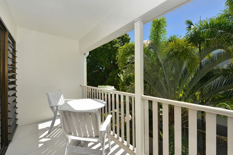 Seascape Holidays - Tropical Reef Apartments - Accommodation VIC 23