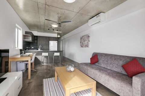 Direct Collective - Pavilion And Governor On Brookes - Accommodation VIC 16