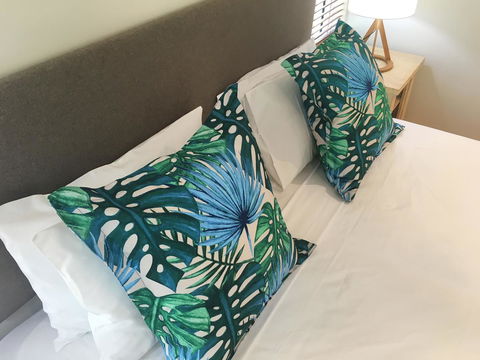 Cayman Villas Port Douglas - Accommodation VIC 16