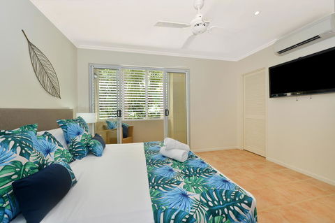 Cayman Villas Port Douglas - Accommodation VIC 31