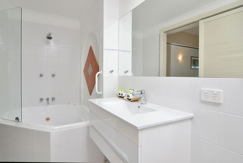 Le Cher Du Monde Adults Only - Accommodation VIC 19