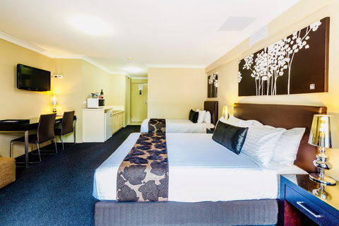 Ambassador On Ruthven - Accommodation VIC 3