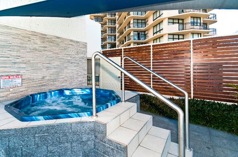 Surfers International Apartments - Accommodation VIC 39