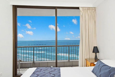 Surfers International Apartments - Accommodation VIC 26