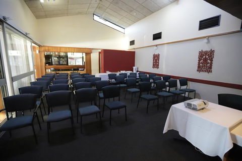 Emerald Central Hotel Official - Accommodation VIC 15