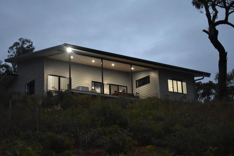 Ironbark House - Accommodation VIC 3