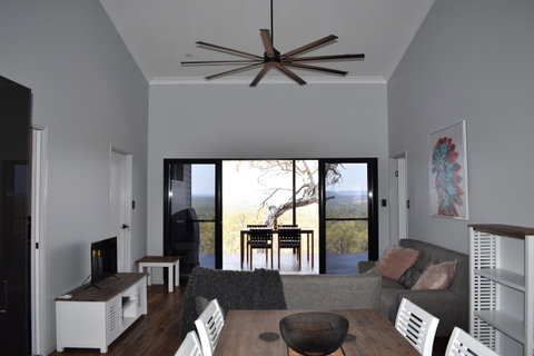 Ironbark House - Accommodation VIC 30