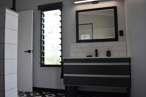 Ironbark House - Accommodation VIC 26