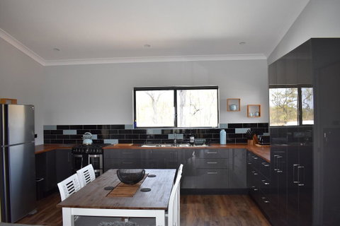 Ironbark House - Accommodation VIC 31