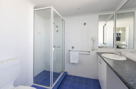 South Pacific Plaza - Official - Accommodation VIC 23