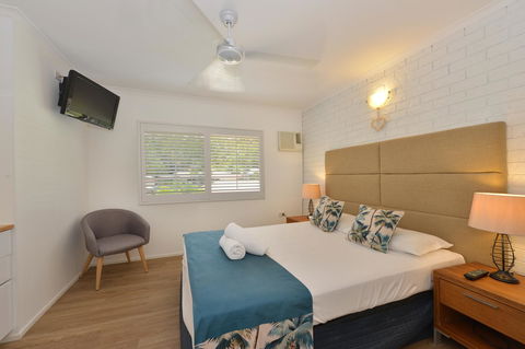 Lychee Tree Holiday Apartments - Accommodation VIC 30