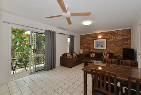 Lychee Tree Holiday Apartments - Accommodation VIC 14