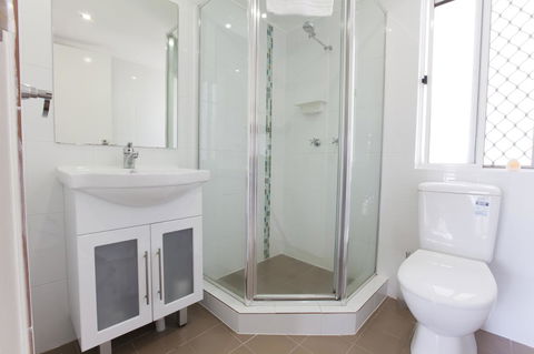 Bay Of Palms - Accommodation VIC 36