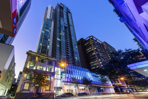 Oaks Brisbane On Charlotte Suites - Accommodation VIC 0