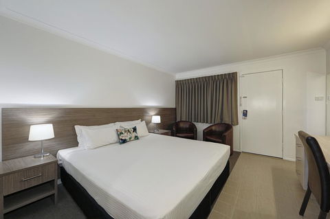 Smart Motels Bert Hinkler - Accommodation VIC 23