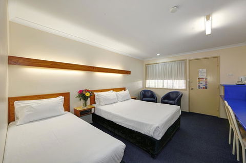 Smart Motels Bert Hinkler - Accommodation VIC 17