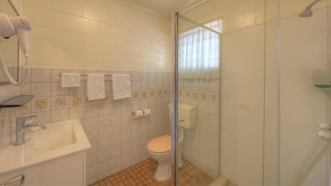 The Park Motel - Accommodation VIC 26