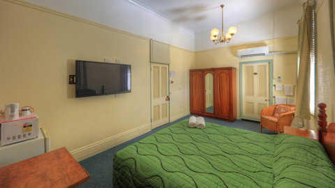 The Park Motel - Accommodation VIC 23