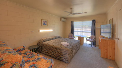The Park Motel - Accommodation VIC 33