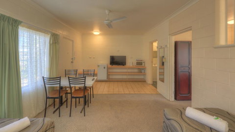The Park Motel - Accommodation VIC 24