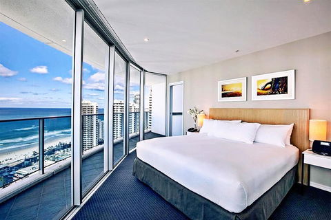 H Star Residences-- Paradise Stayz - Accommodation VIC 11