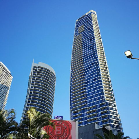 H Star Residences-- Paradise Stayz - Accommodation VIC 12