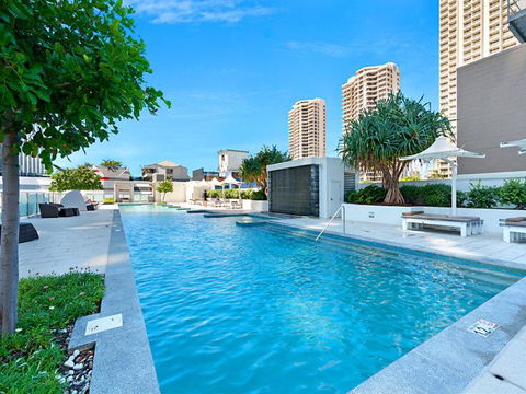H Star Residences-- Paradise Stayz - Accommodation VIC 25