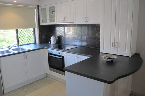 Grangewood Court Apartments - Accommodation VIC 24
