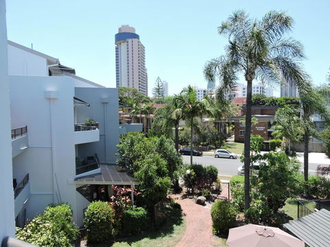 Grangewood Court Apartments - Accommodation VIC 10