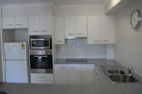 Grangewood Court Apartments - Accommodation VIC 3