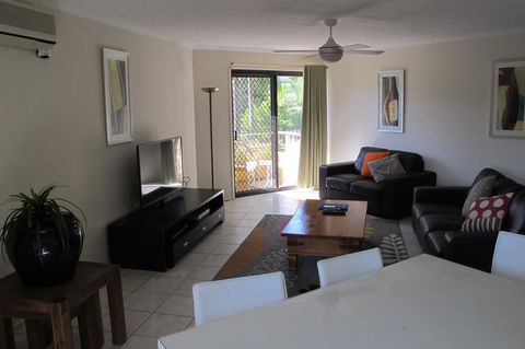 Grangewood Court Apartments - Accommodation VIC 13