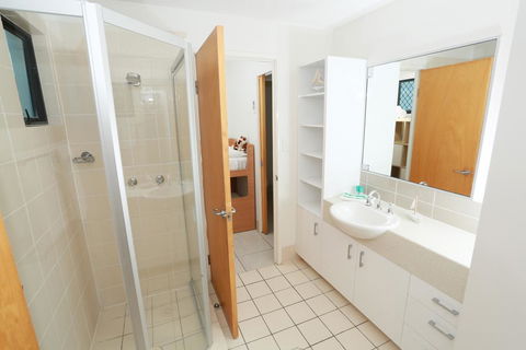 Beach Club Resort Mooloolaba - Accommodation VIC 25
