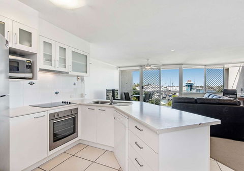 Sailport Mooloolaba Apartments - Accommodation VIC 12