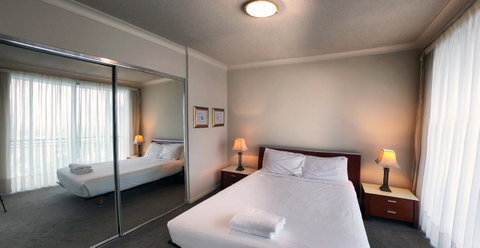 Private 2 Bedroom Apartment @ Chevron Towers - Accommodation VIC 6
