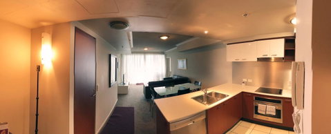 Private 2 Bedroom Apartment @ Chevron Towers - Accommodation VIC 8