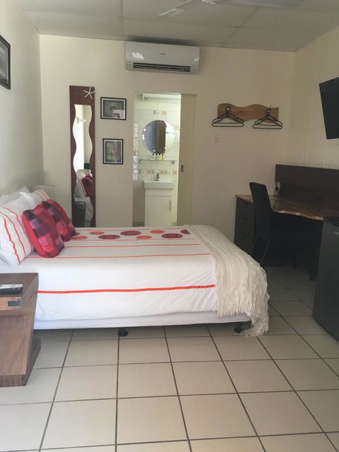 Black Marlin Motel - Accommodation VIC 23