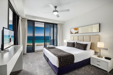 Ultra Broadbeach - Accommodation VIC 33