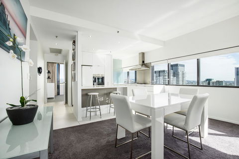 Ultra Broadbeach - Accommodation VIC 30