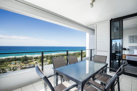 Ultra Broadbeach - Accommodation VIC 32