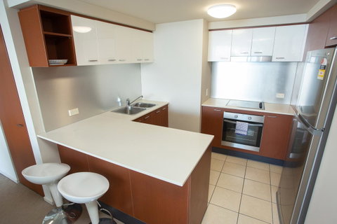 Chevron Renaissance - Private Apartments - Accommodation VIC 6