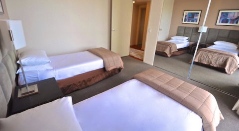 Chevron Renaissance - Private Apartments - Accommodation VIC 44