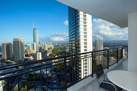 Chevron Renaissance - Private Apartments - Accommodation VIC 34