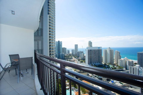 Chevron Renaissance - Private Apartments - Accommodation VIC 17