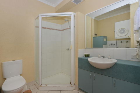 Seascape Holidays - Coral Apartments - Accommodation VIC 15