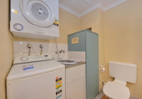 Seascape Holidays - Coral Apartments - Accommodation VIC 27