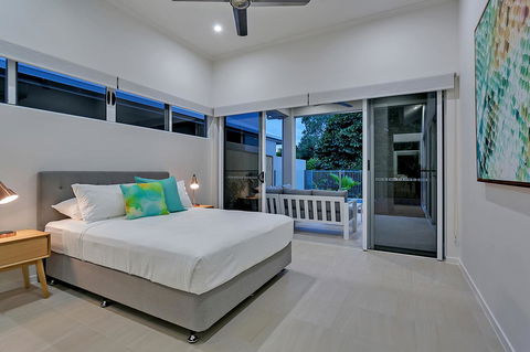 Oceans Edge Holiday Home - Accommodation VIC 12