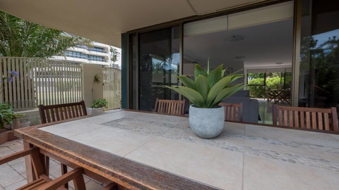 Norfolk Luxury Beachfront Apartments - Accommodation VIC 23