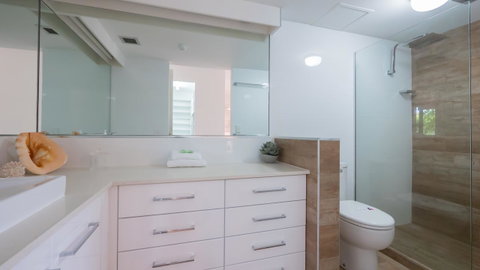 Norfolk Luxury Beachfront Apartments - Accommodation VIC 17